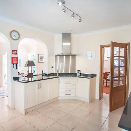 فيلة Casa Limoeiro